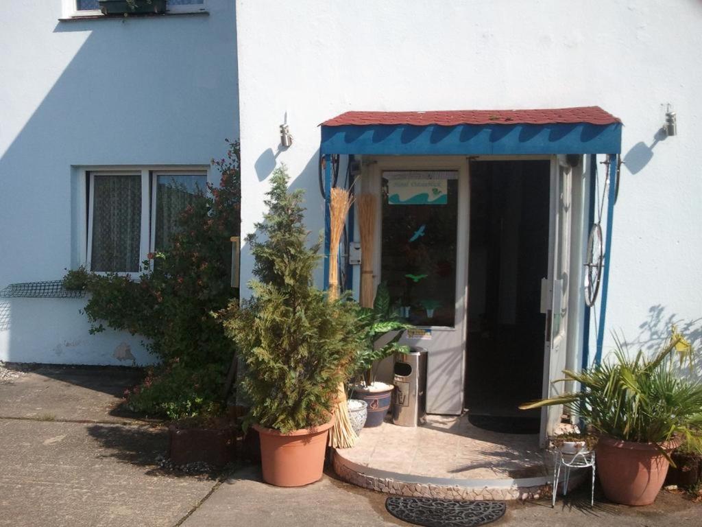 Gasthof Blaues Haus Hotel Bastorf Exterior foto
